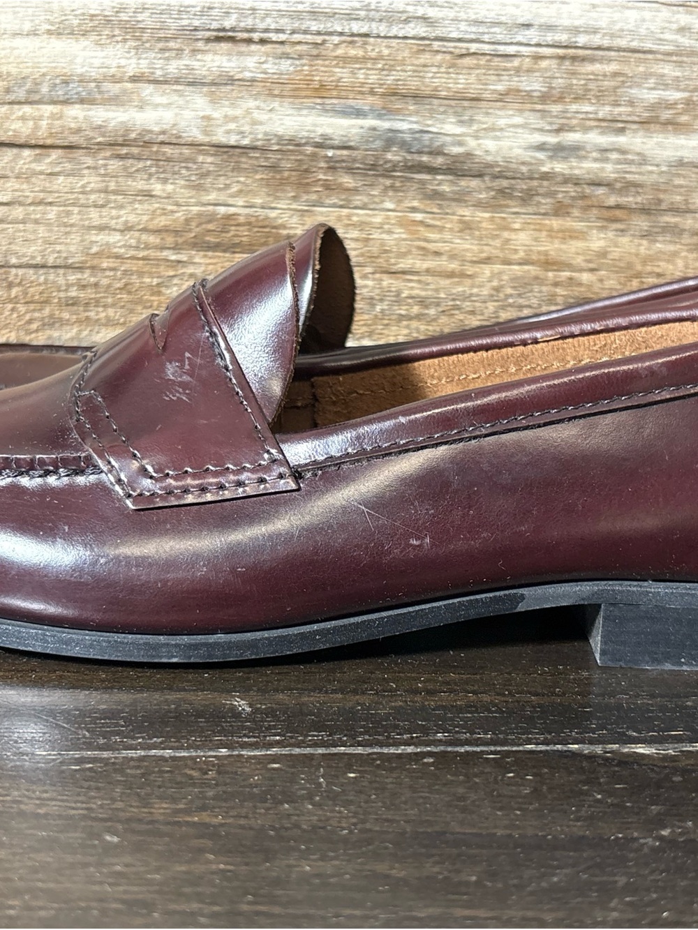 Vintage G.H. Bass & Co. Weejuns burgundy leather penny loafers - Picture 5 of 8
